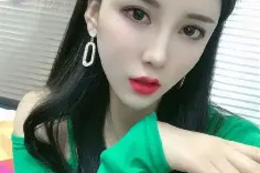 从发廊小哥到顶流富豪揭秘网红白冰是怎么发家的