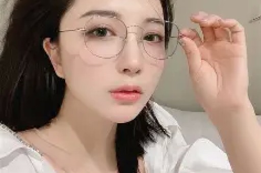 与王海燕离婚传闻线年张嘉益近况曝光 出现令人作呕的事