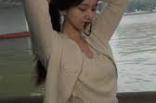 AI演员方桃子60秒广告258万超真人网红团队称已拒绝大量商务合作